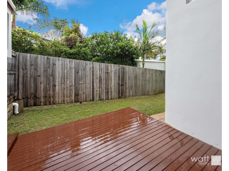 1 Navua Avenue, Aspley QLD 4034