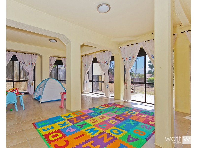 30 Pelton Street, Aspley QLD 4034