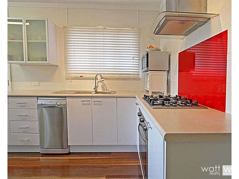16 Railway Street, Nudgee QLD 4014