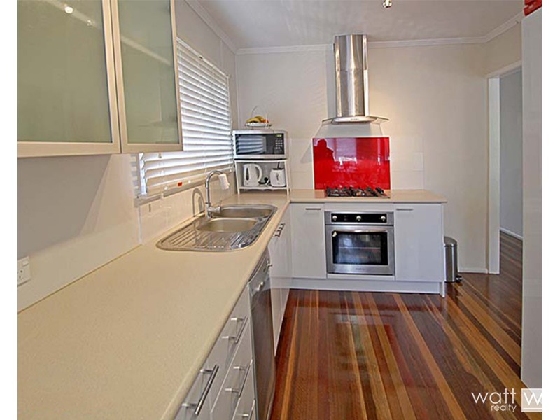 16 Railway Street, Nudgee QLD 4014