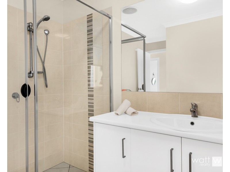29 Jenolan Lane, Fitzgibbon QLD 4018