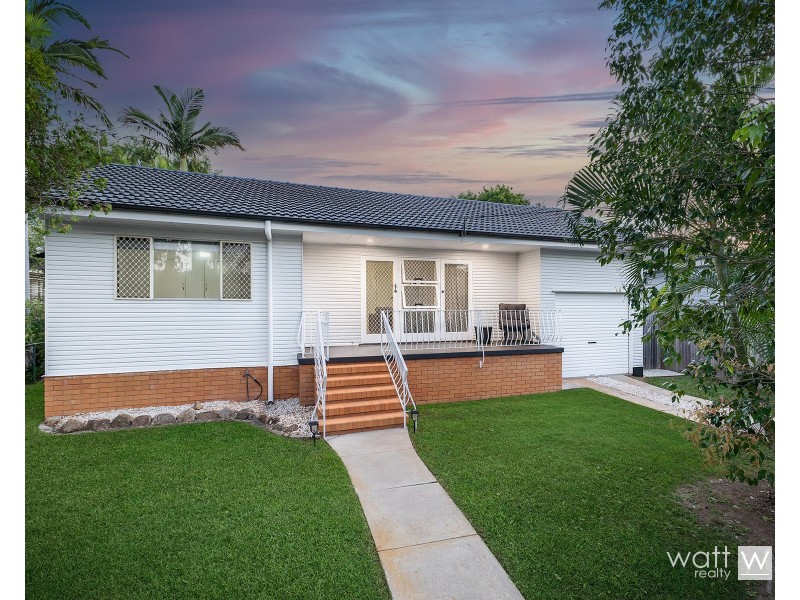 10 Kaiyar Street, Chermside West QLD 4032