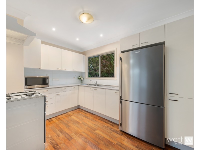 10 Kaiyar Street, Chermside West QLD 4032