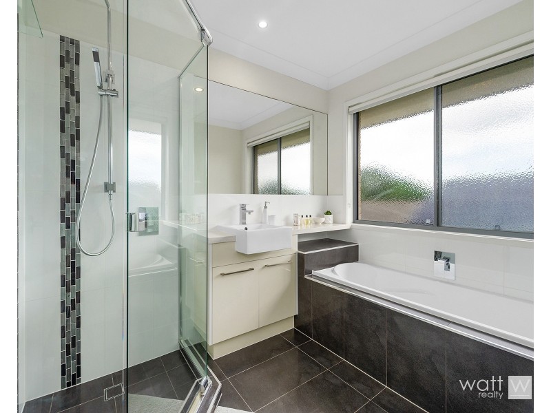 10A Cooper Road, Northgate QLD 4013