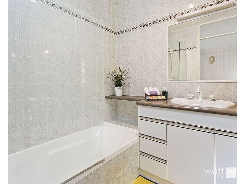 52 Dayboro Road, Petrie QLD 4502