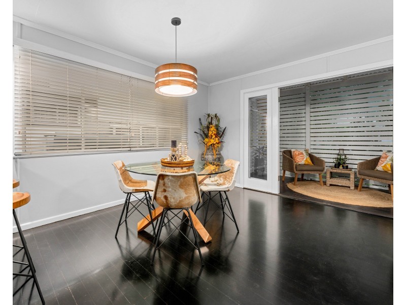 24 Summerfield Street, Aspley QLD 4034