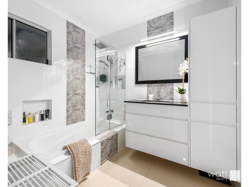 24 Summerfield Street, Aspley QLD 4034