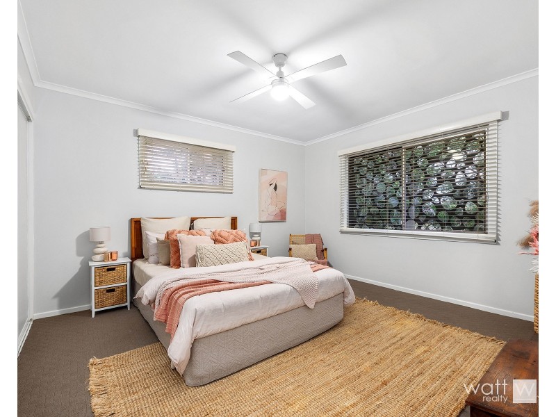 24 Summerfield Street, Aspley QLD 4034