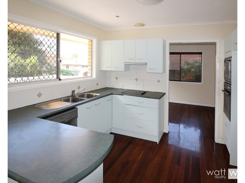 19 Pacific Street, Chermside West QLD 4032