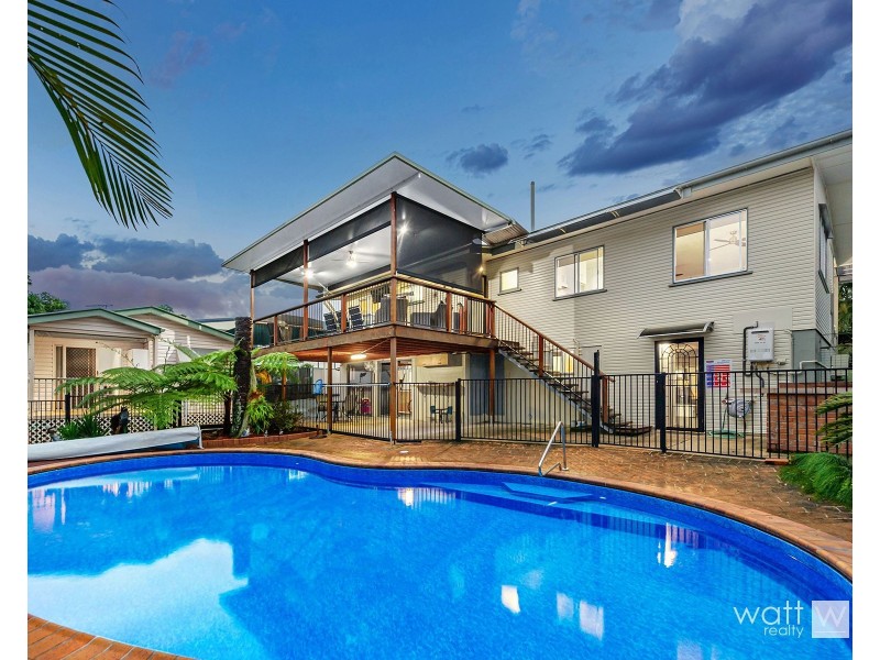 8 Gresford Street, Chermside West QLD 4032