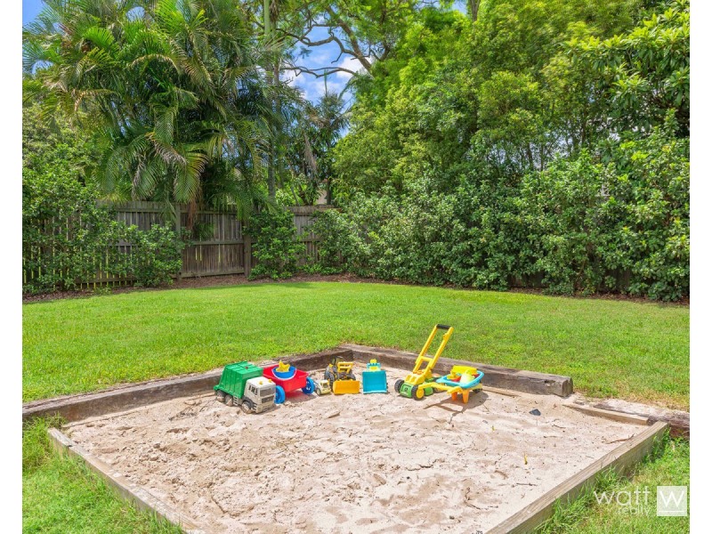 68 Crowley Street, Zillmere QLD 4034