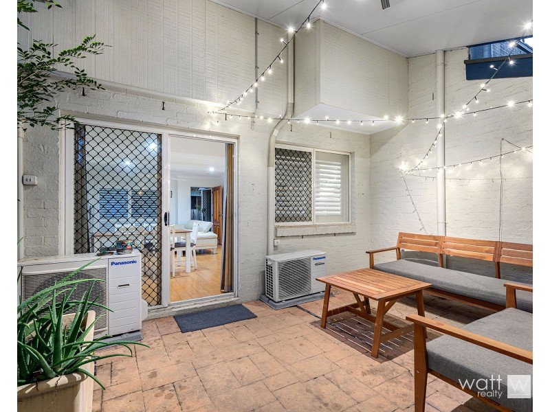 2/117 Amelia Street, Nundah QLD 4012