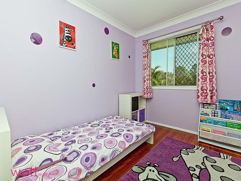 6 Kanofski Street, Chermside West QLD 4032