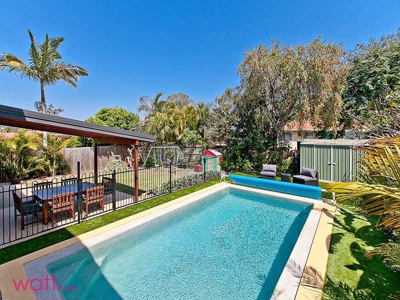 6 Kanofski Street, Chermside West QLD 4032