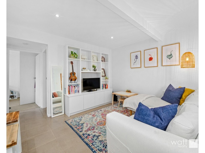 4/5 Curwen Terrace, Chermside QLD 4032