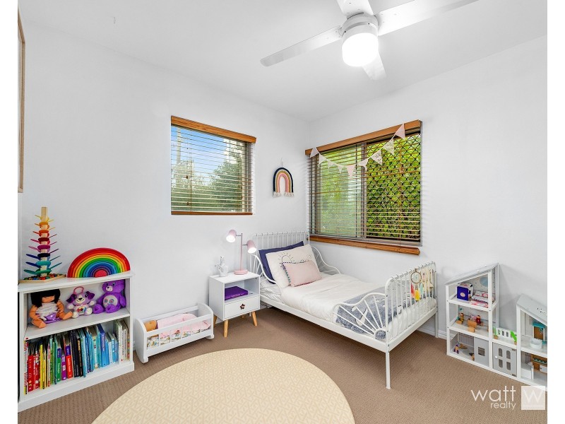 4/5 Curwen Terrace, Chermside QLD 4032