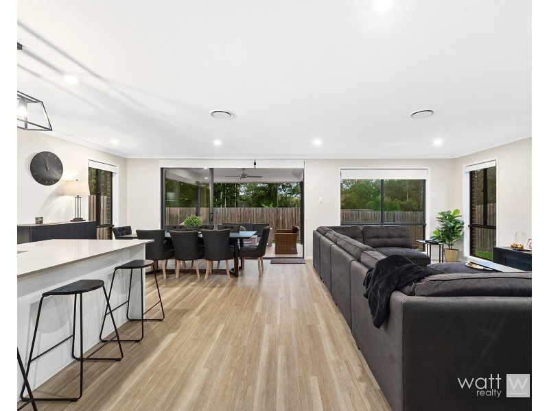 14 Kansas Street, Bridgeman Downs QLD 4035