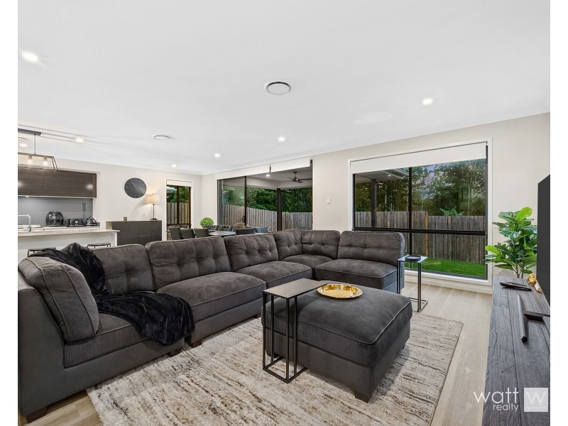 14 Kansas Street, Bridgeman Downs QLD 4035