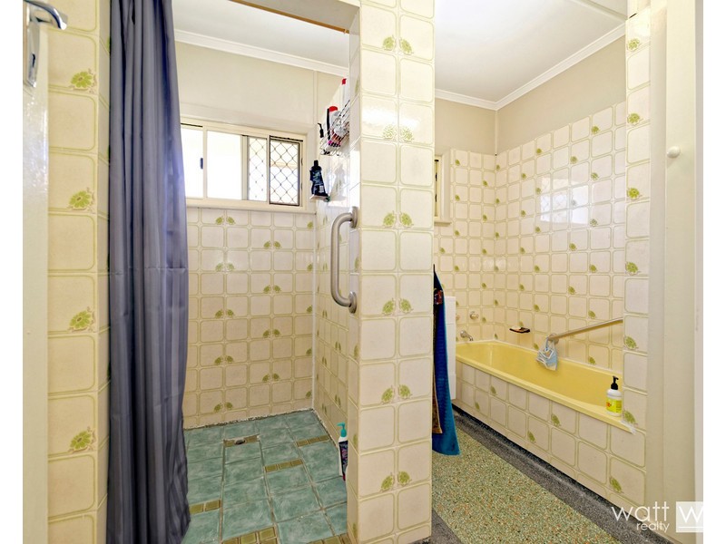 21 Elliott Road, Banyo QLD 4014