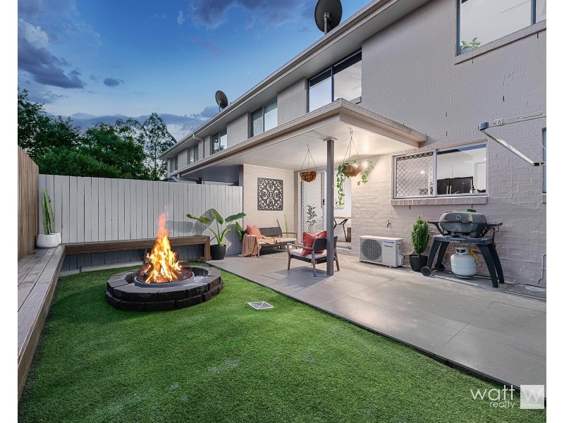 9/6 Myrtle Crescent, Bridgeman Downs QLD 4035