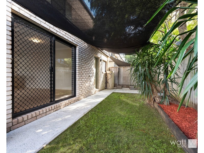 1/18 Rowell Street, Zillmere QLD 4034