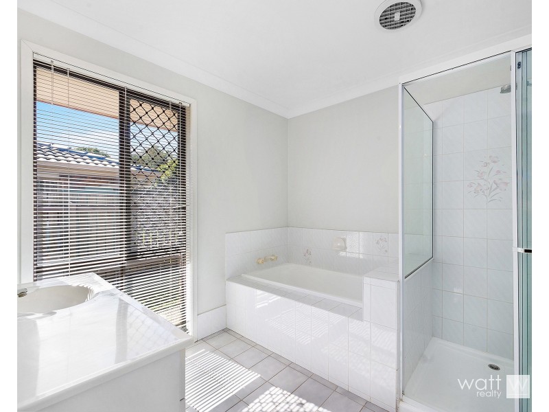 21 Paramount Circuit, Mcdowall QLD 4053