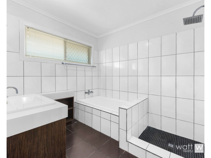 5 Toomey Street, Chermside West QLD 4032