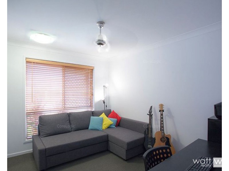 4 Alpine Court, Kallangur QLD 4503
