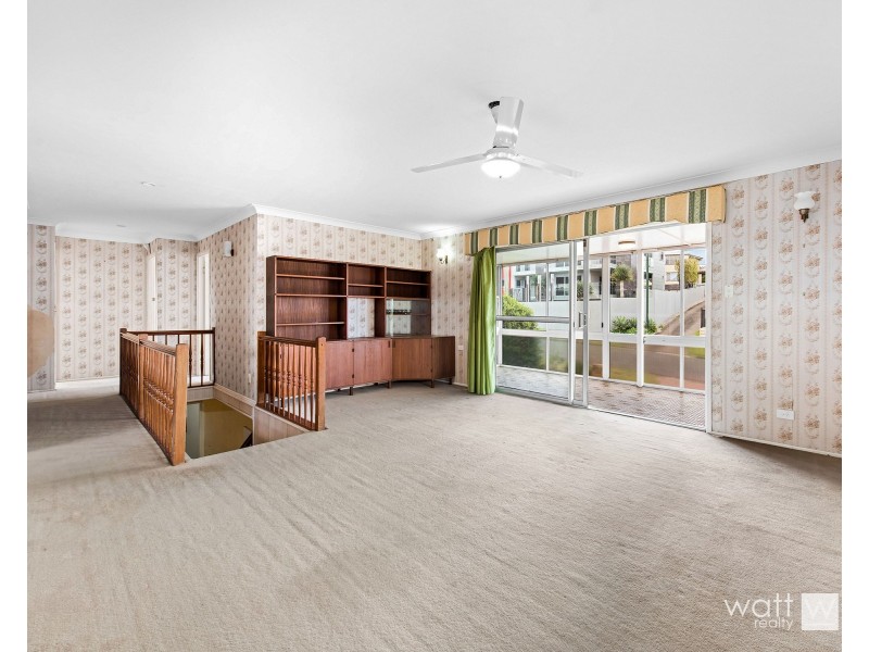 34 Graymond Street, Chermside West QLD 4032