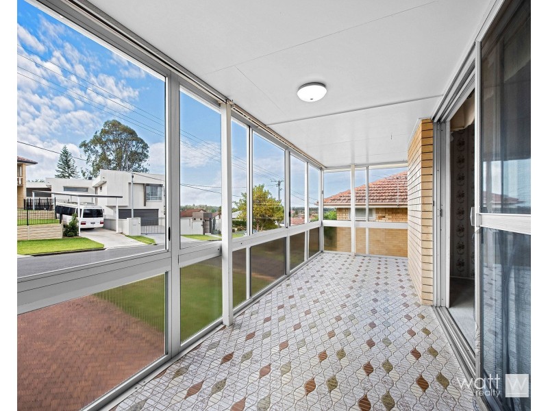 34 Graymond Street, Chermside West QLD 4032