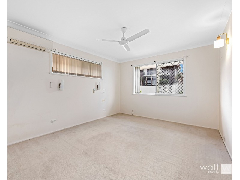 34 Graymond Street, Chermside West QLD 4032