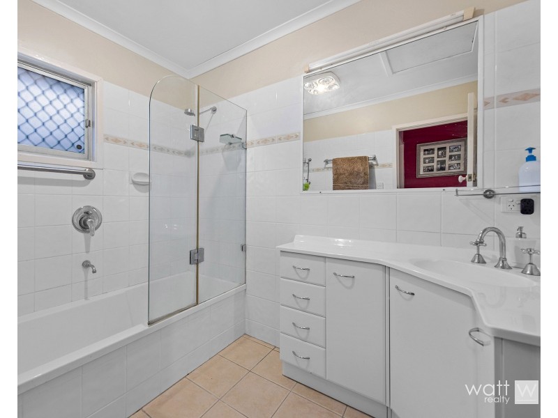 55 Belnoel Street, Wavell Heights QLD 4012