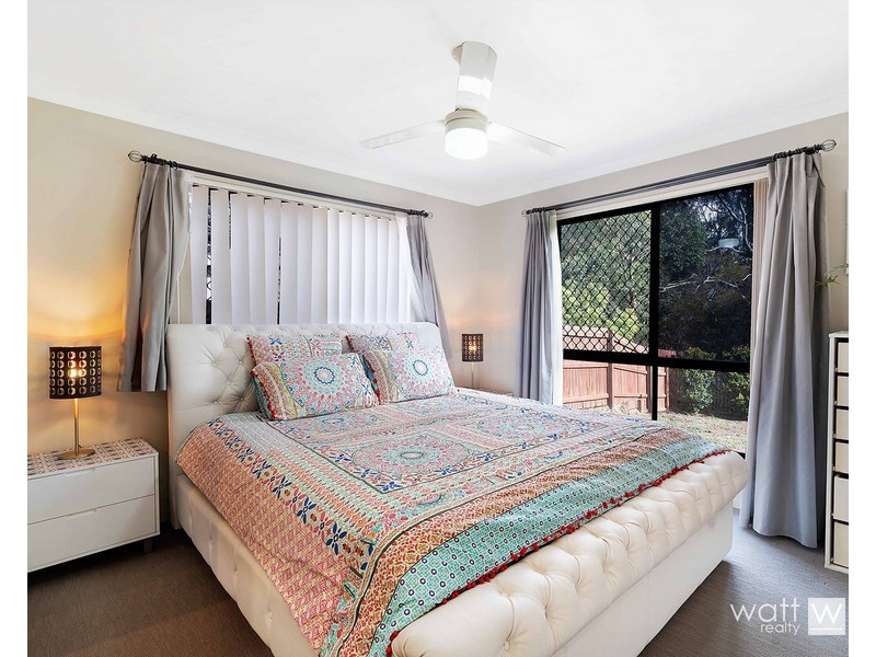 12 Gabrielle Court, Kallangur QLD 4503