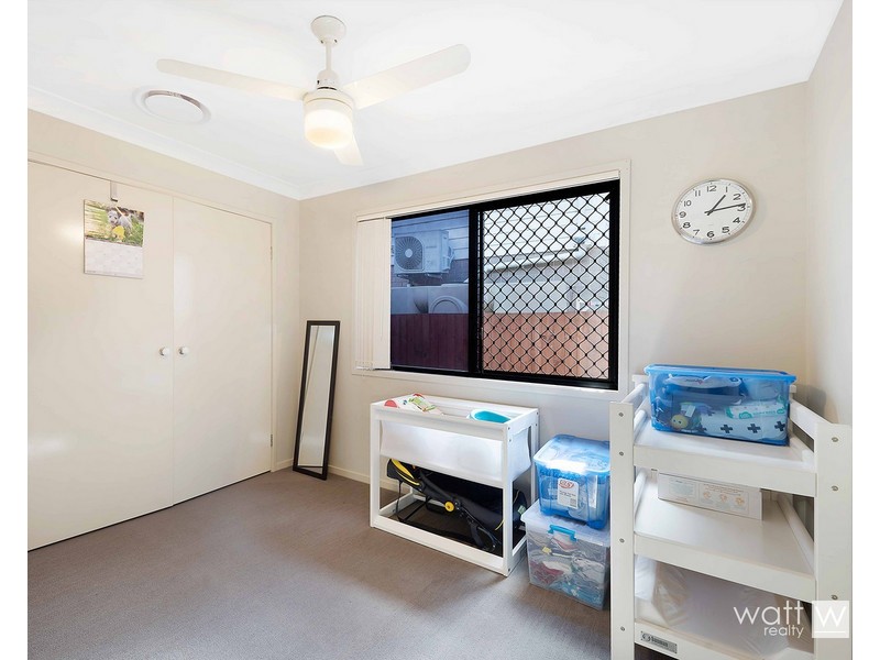 12 Gabrielle Court, Kallangur QLD 4503