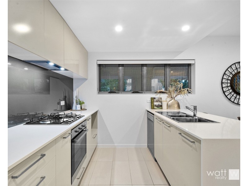 2/25 Riverview Terrace, Indooroopilly QLD 4068