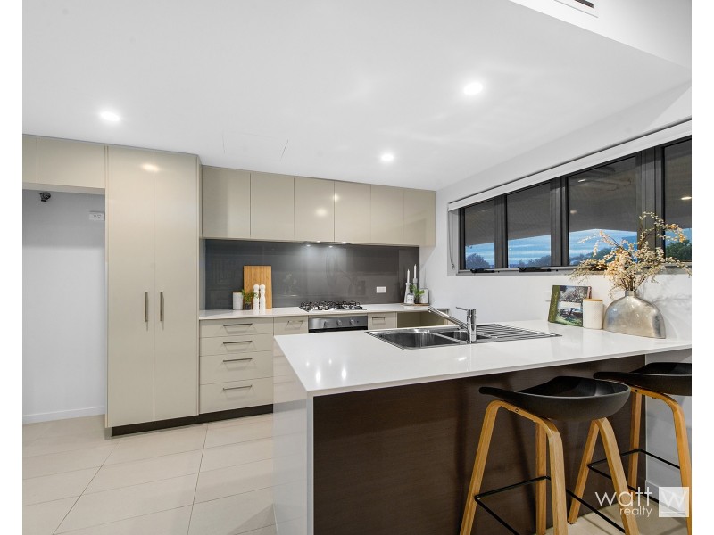 2/25 Riverview Terrace, Indooroopilly QLD 4068