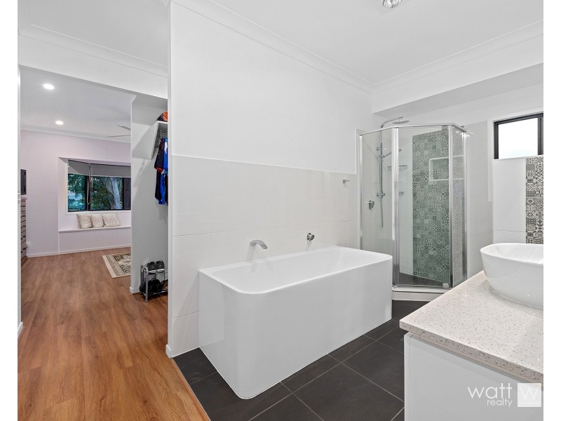 40 Hodgkinson Street, Chermside QLD 4032