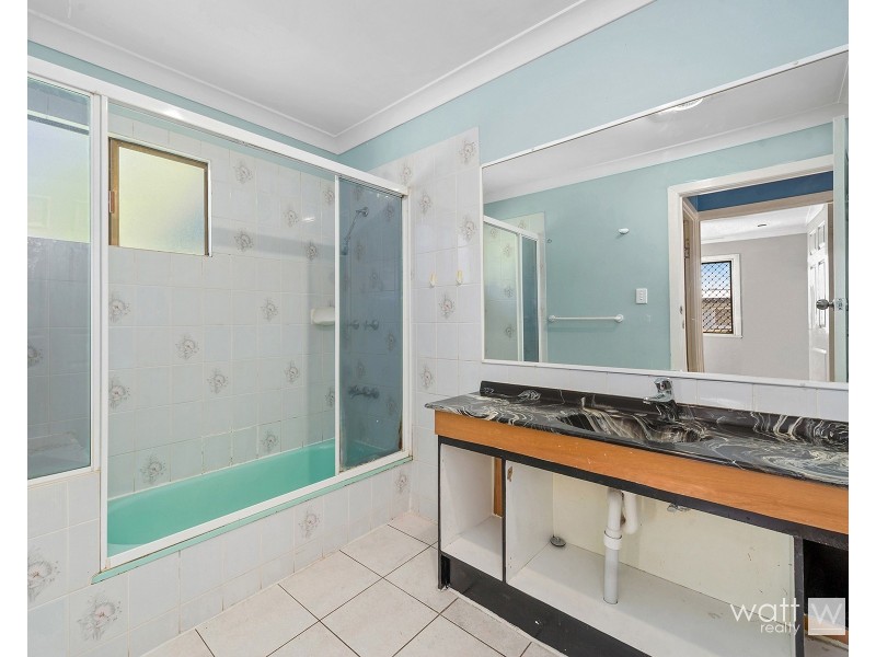 27 Cresfield Street, Zillmere QLD 4034