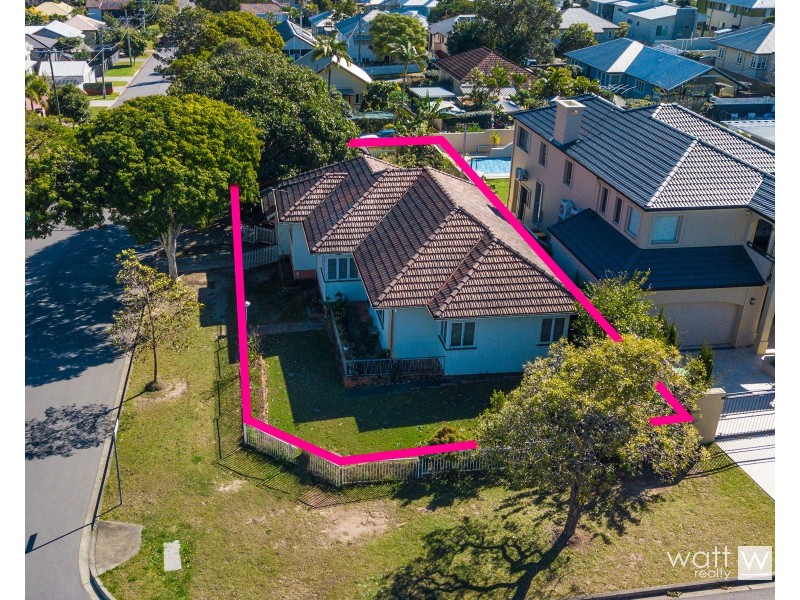 18 Barker Street, Wavell Heights QLD 4012