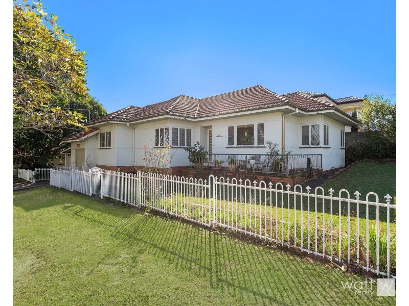 18 Barker Street, Wavell Heights QLD 4012