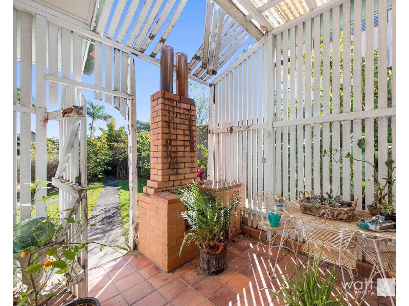 18 Barker Street, Wavell Heights QLD 4012