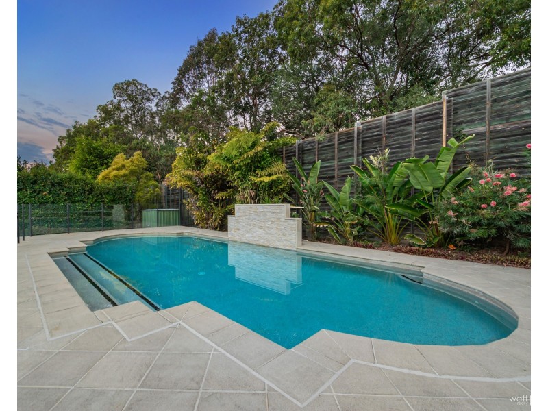 8 Shaw Close, Brighton QLD 4017