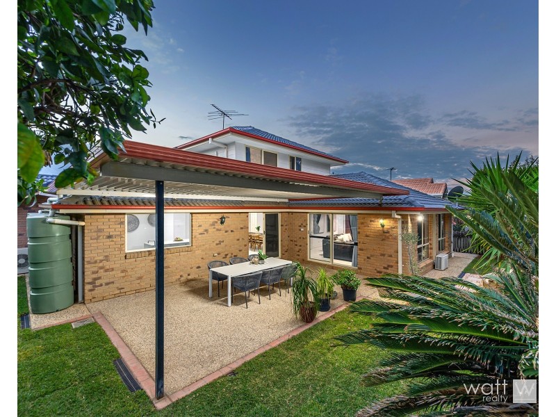 8 Shaw Close, Brighton QLD 4017