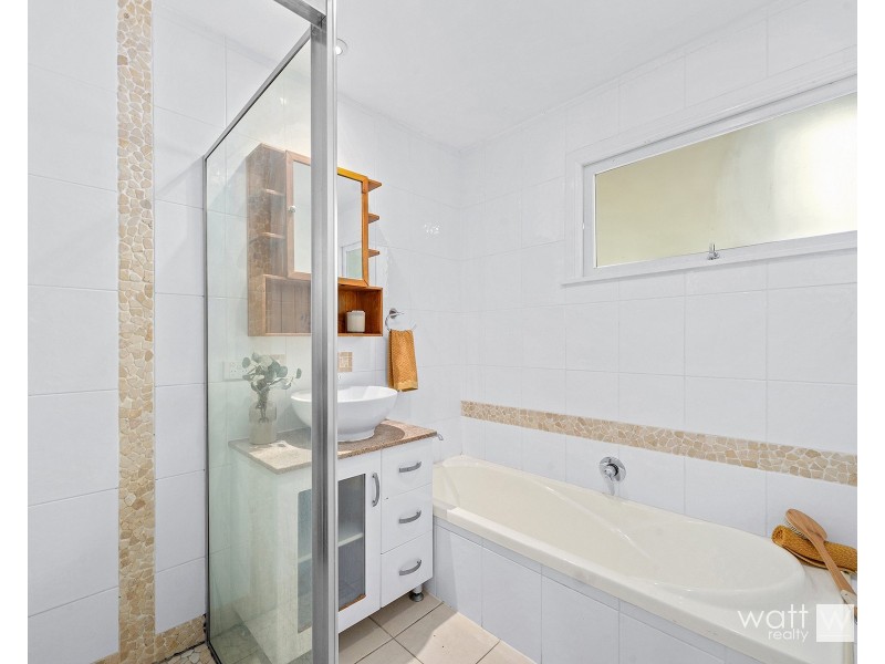 17 Montclair Street, Aspley QLD 4034