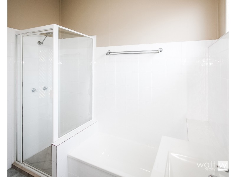 7 Inglis Street, Woody Point QLD 4019