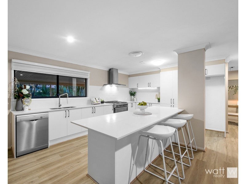 5 Wuruma Place, Albany Creek QLD 4035