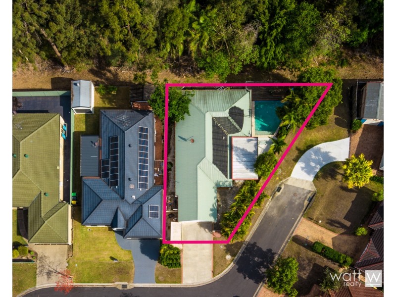 10 Amanda Place, Bridgeman Downs QLD 4035