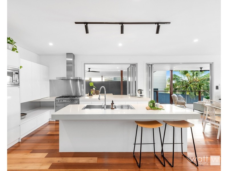 2 Angliss Street, Wilston QLD 4051