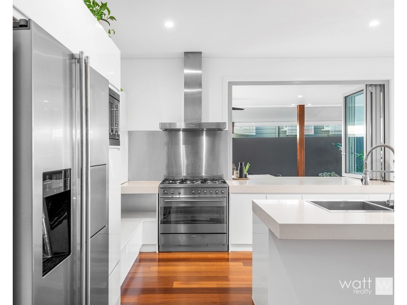 2 Angliss Street, Wilston QLD 4051