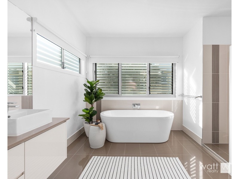 2 Angliss Street, Wilston QLD 4051